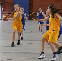 Thumb 2014.04.12 u17w mosbach emily und lea schneiders